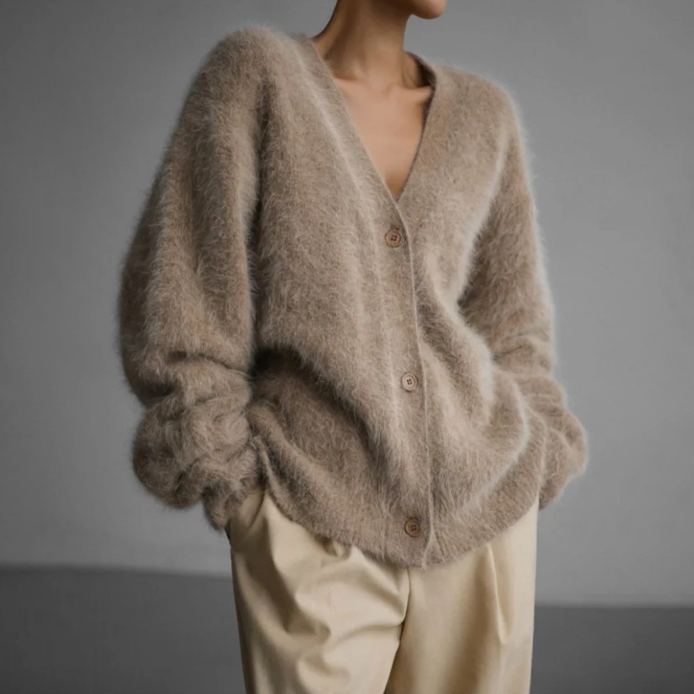 Char - Comfortable Cardigan