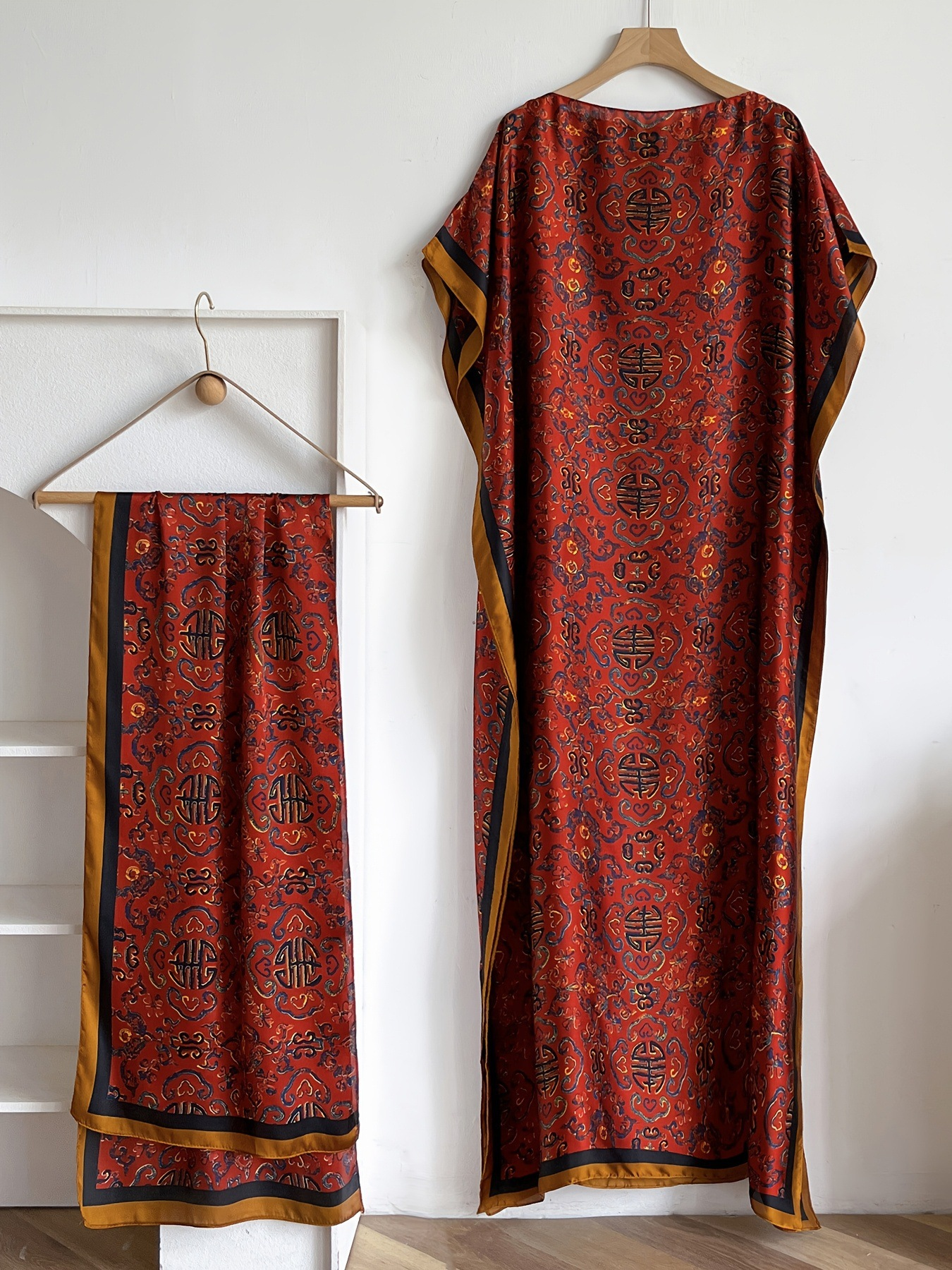 Elegant Floral Print Silk Kaftan Dress
