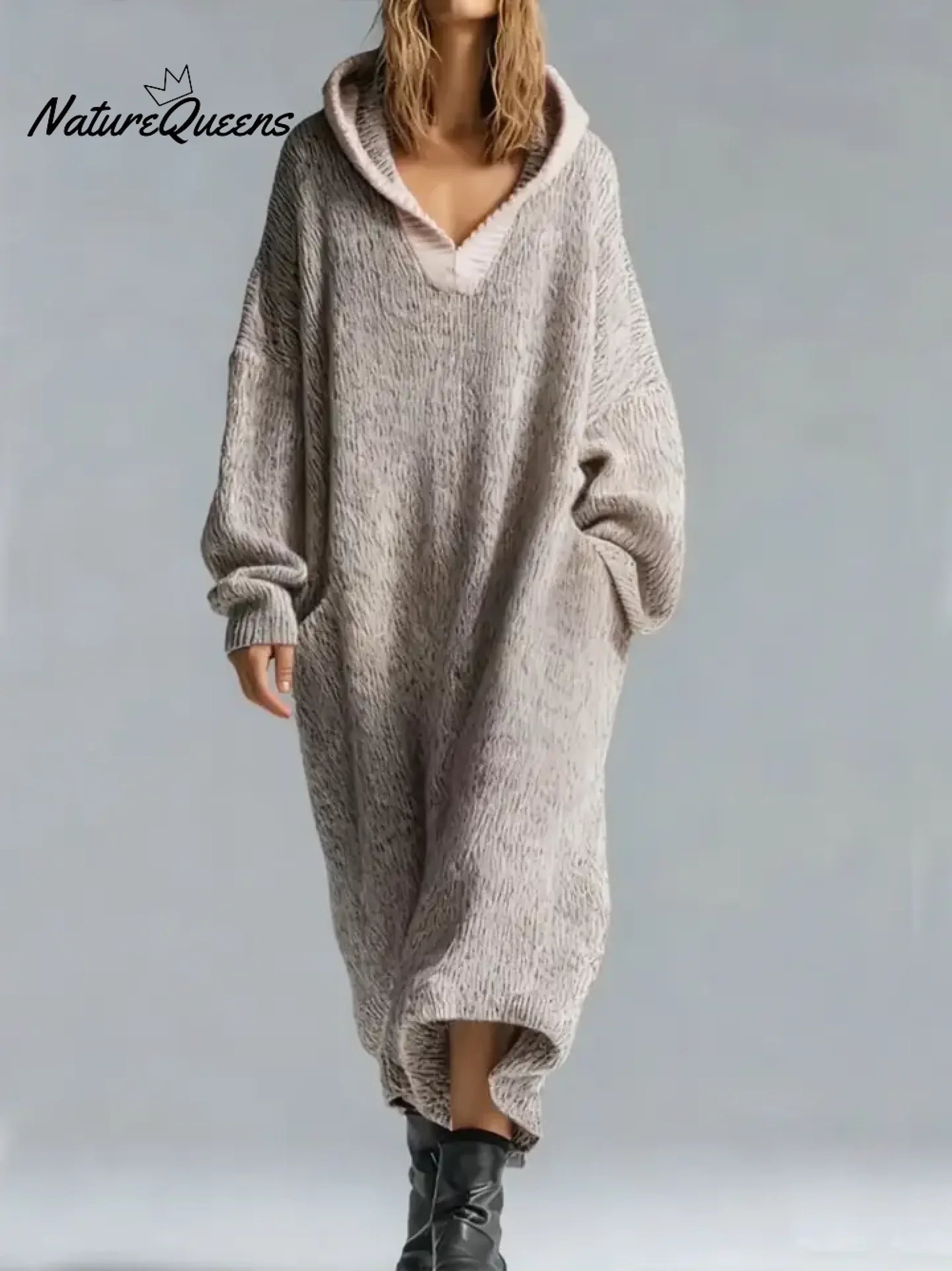 Lilia™ | Oversized textured hooded maxi sweater dress